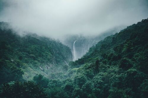 Dau Noi Tam Nguyen Si Kha • Rainy Day Memories • 2023